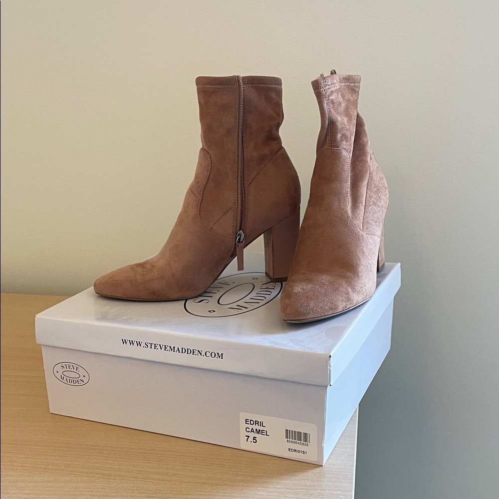 Steve Madden Tan Suede Heeled Boots